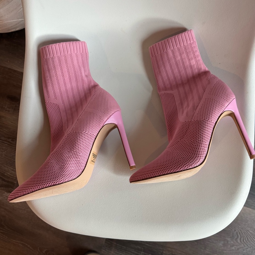 Elegant Steve Madden Pink Women's Ankle Boots